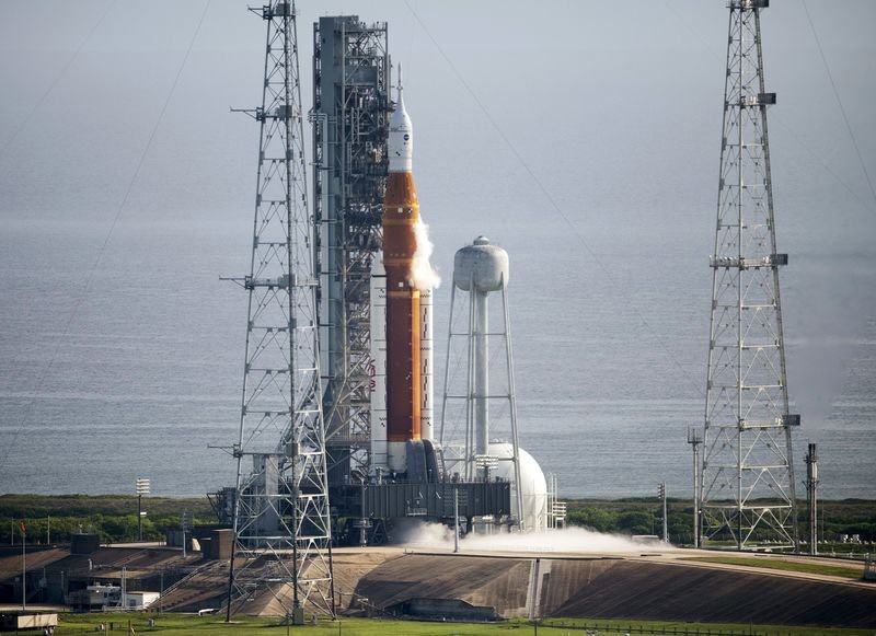 NASA 为何再次取消发射 SLS 登月火箭?局长称取消的成本比失败低得多 NASA登月火箭再次放弃发射