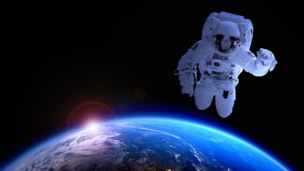 “长十一”首任总指挥:2025 年中国有望开启太空旅行,票价 200 万 —300 万元 1,000+ Free Space Travel & Space Images - Pixabay