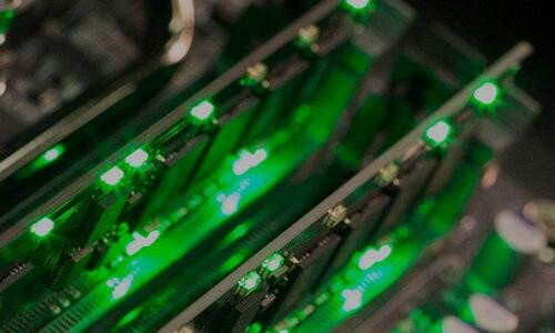 8 月韩国半导体等 ICT 产品出口额减少,与需求下滑及生产减少有关